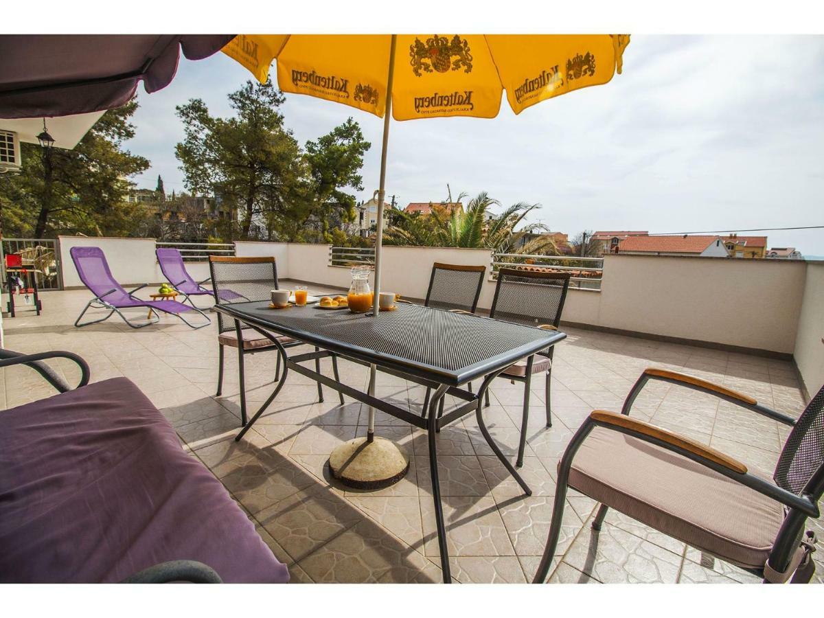 Apartment Josip Podstrana Buitenkant foto