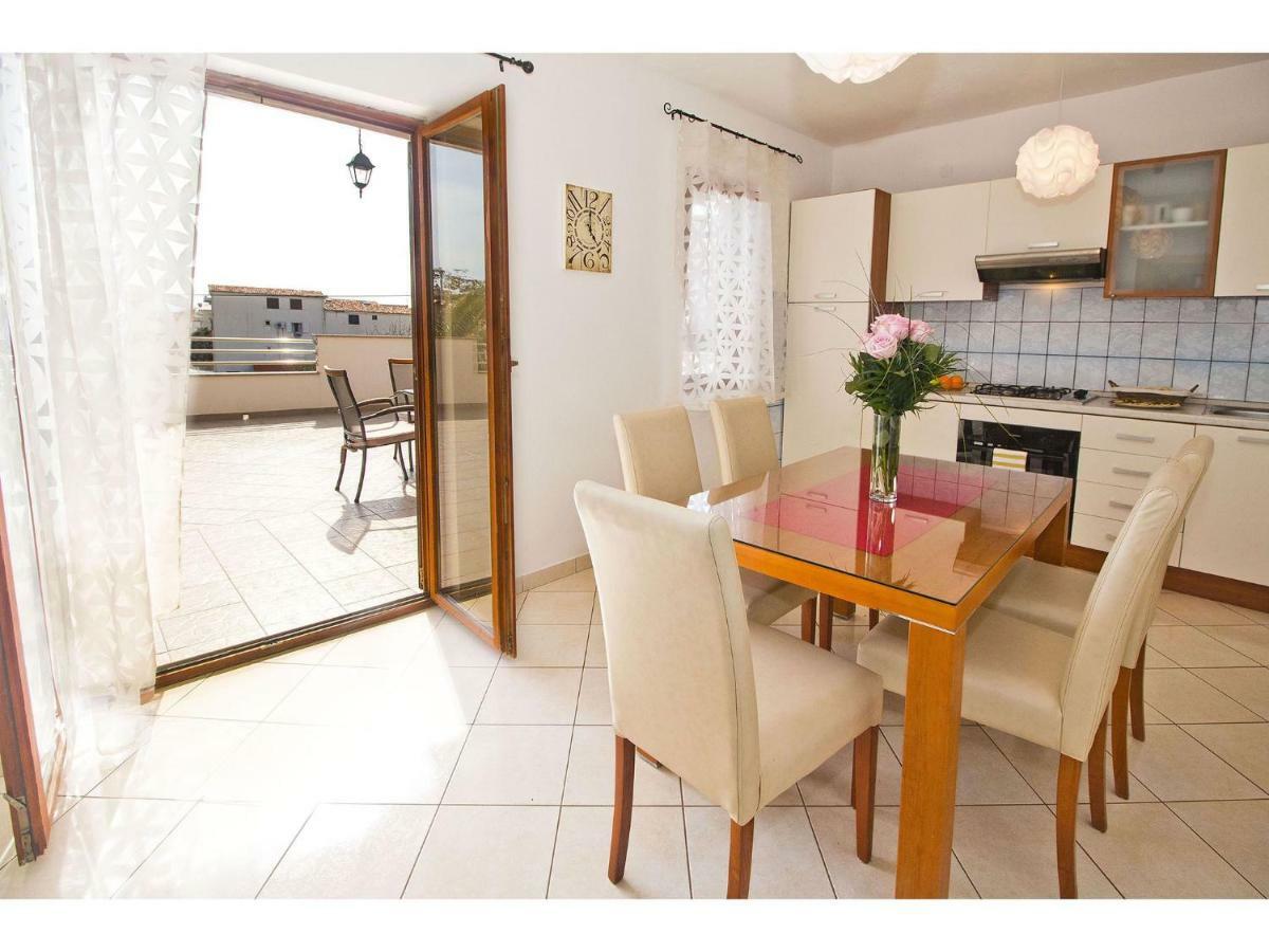 Apartment Josip Podstrana Buitenkant foto